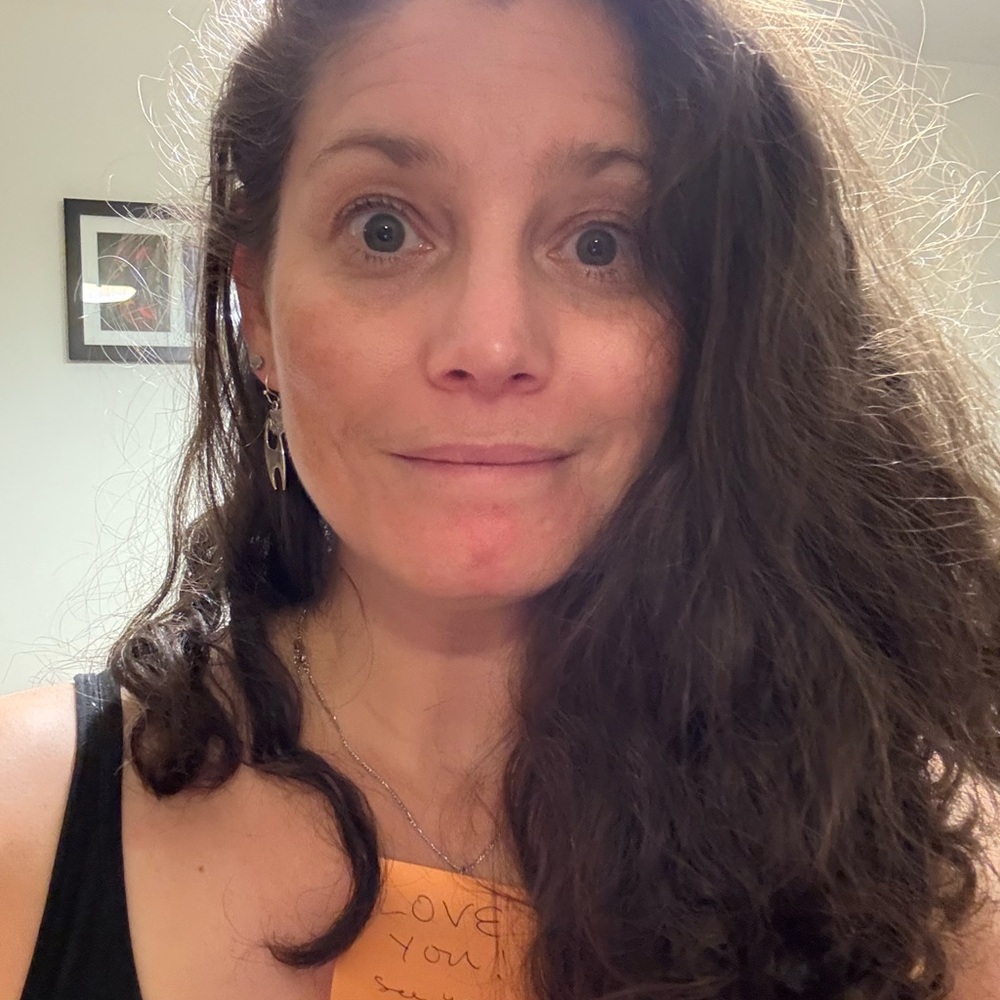 Meet your Posher, Lauren